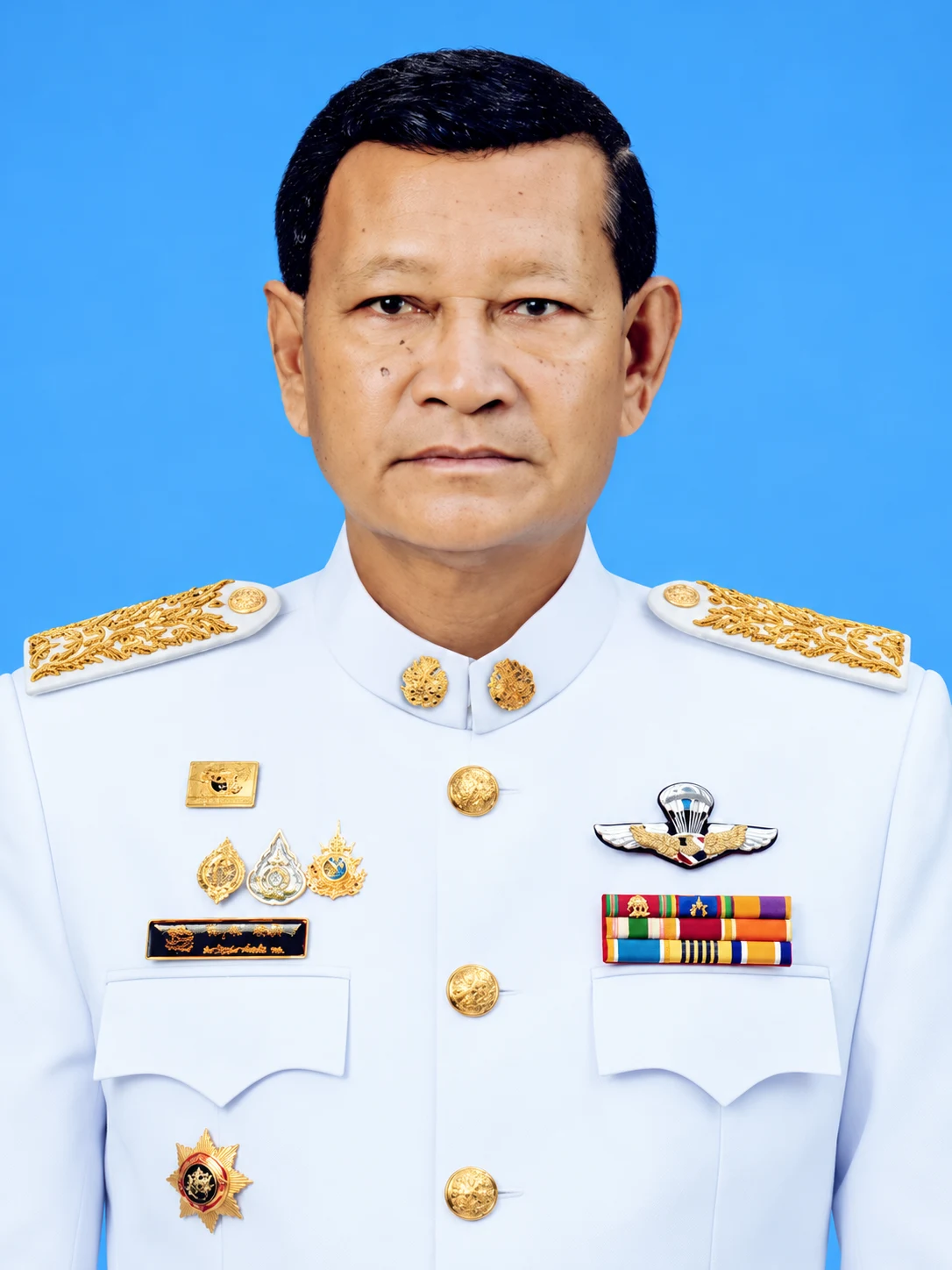 นายสมบูรณ์ นิยมไร่